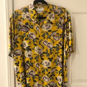 MEN’S BUTTON DOWN SHIRT